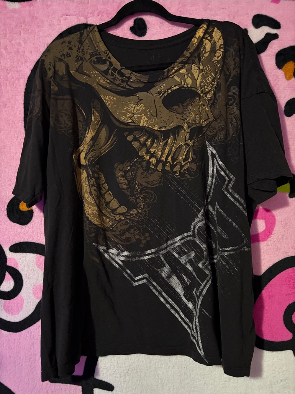 Tapout Black Short-Sleeve Tee with brown Skull Graphic